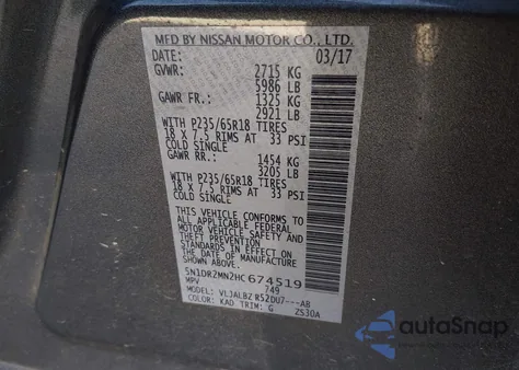 2017 Nissan Pathfinder S z USA, uszkodzony, nr VIN 5N1DR2MN2HC674519